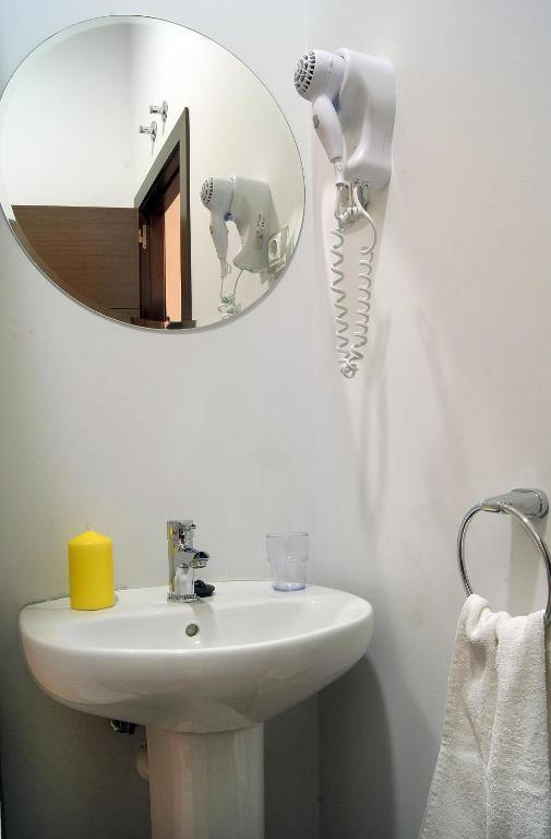 Hostal Cibeles Madri Quarto foto